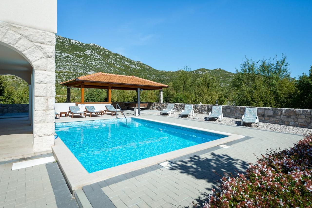 Villa Salvia Zagvozd Exterior foto